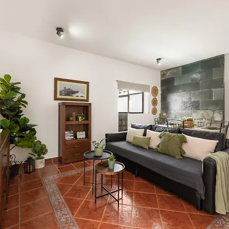 Montana Con Piscina Privada Y Bbq Apartmán Güime